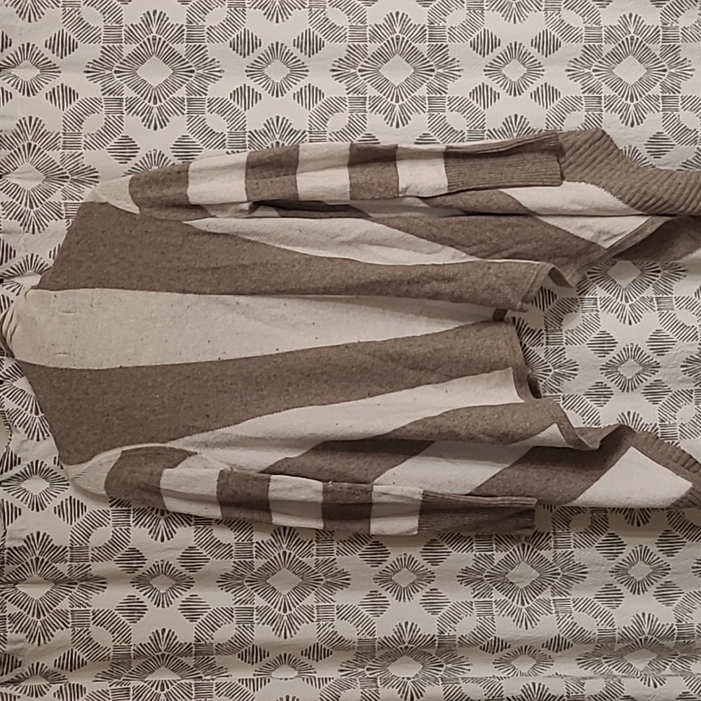 Cardigan Sweater - Picture 2 of 4